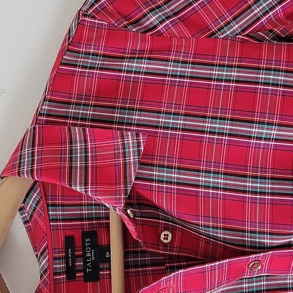 Talbots Red Holiday Plaid Long Sleeve Button Down Shirt Size 6P PETITE - Picture 2 of 7
